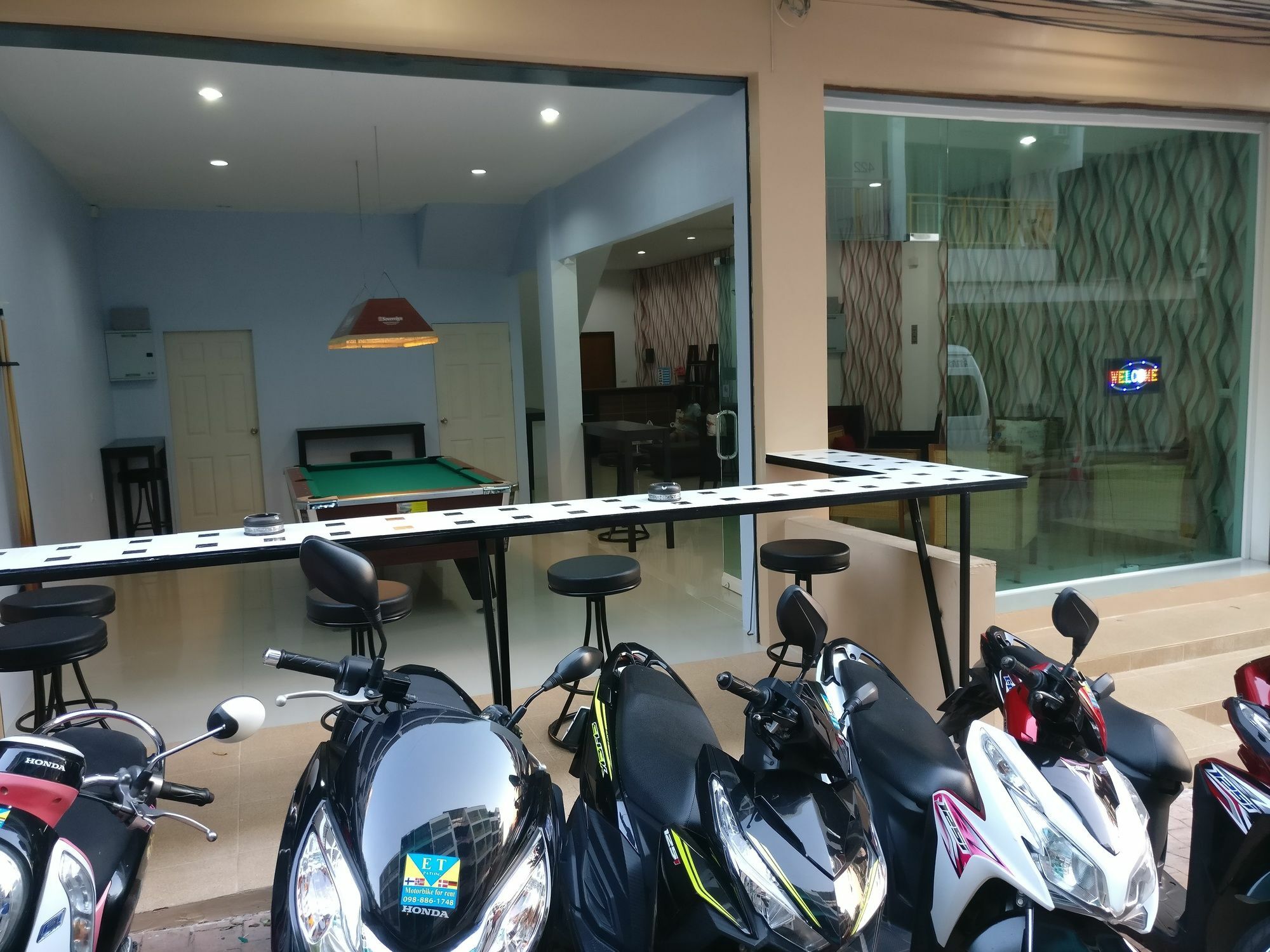 White Sky Boutique Hotel Patong Exterior foto